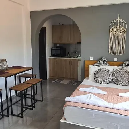 Paro's King Luxury A6 * Aliki (Paros)